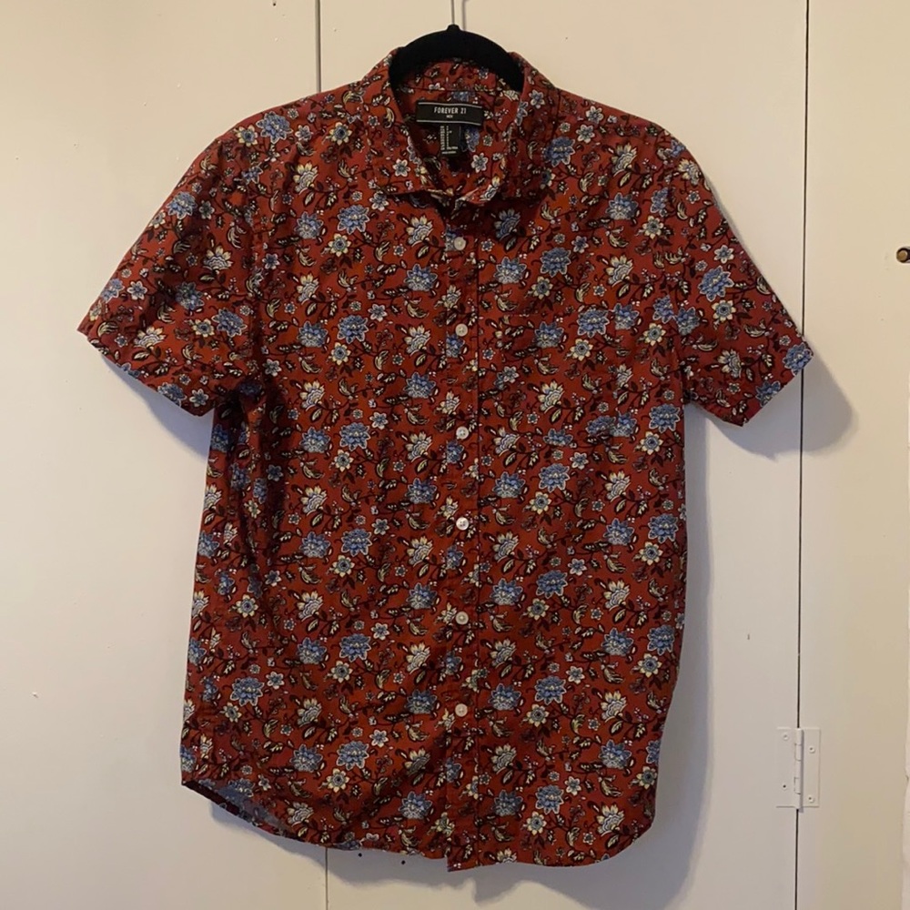 Forever 21 Men’s short sleeve floral button down